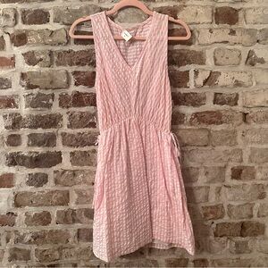 Pink Sleeveless V-Neck Dress